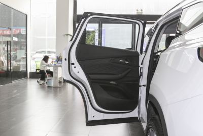 2021款 超能四驱版 1.6T 四驱超能1号-内饰-图片-有驾