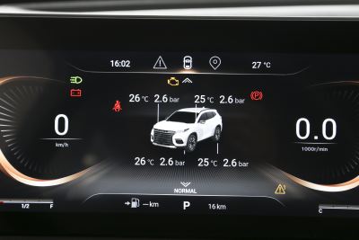 2021款 超能四驱版 1.6T 四驱超能1号-内饰-图片-有驾
