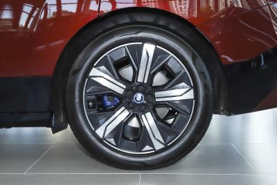2023款 改款 xDrive40-外观-图片-有驾