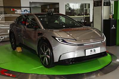 2025款 550 PRO智行版-外观-图片-有驾