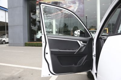 2022款 经典超值版 1.5T CVT尊贵型-内饰-图片-有驾