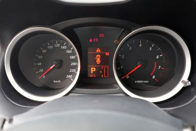 2016款 1.8L CVT黑白复刻版-内饰-图片-有驾