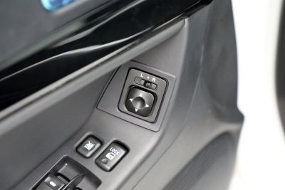 2016款 1.8L CVT黑白复刻版-内饰-图片-有驾