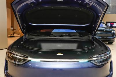 2026款 纯电 Ultra四驱版 6座-外观-图片-有驾