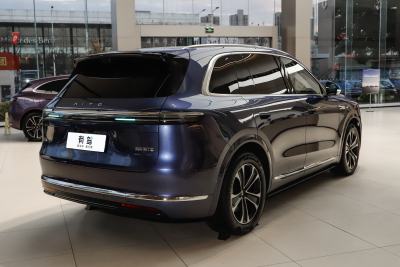 2026款 纯电 Ultra四驱版 6座-外观-图片-有驾