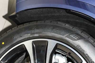 2026款 纯电 Ultra四驱版 6座-外观-图片-有驾