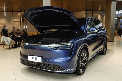 2026款 纯电 Ultra四驱版 6座-外观-图片-有驾