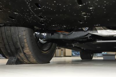 2026款 纯电 Ultra四驱版 6座-外观-图片-有驾