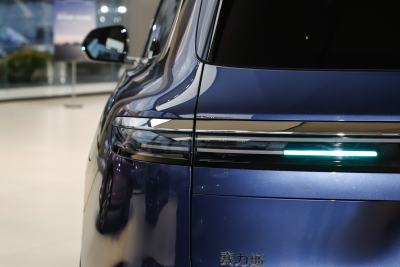 2026款 纯电 Ultra四驱版 6座-外观-图片-有驾