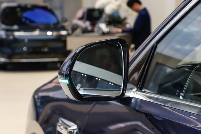 2026款 纯电 Ultra四驱版 6座-外观-图片-有驾