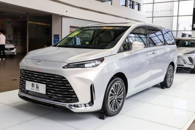 2025款 陆尚 先享版 7座-外观-图片-有驾