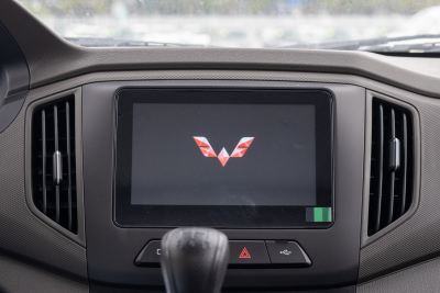 2023款 2.0L双排双后轮舒适型LJM20B-内饰-图片-有驾