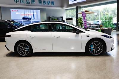 2025款 710 Max版-外观-图片-有驾