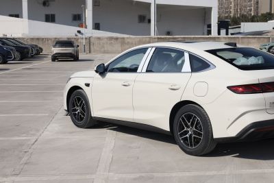 2026款 DM-i 210KM超越型-外观-图片-有驾