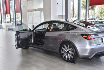 2025款 改款 后轮驱动版-外观-图片-有驾