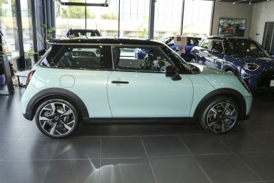 2025款 2.0T COOPER S 艺术家-外观-图片-有驾