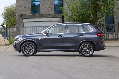 2022款 xDrive30i M运动套装-外观-图片-有驾