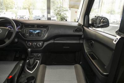 2023款 1.5L 尊享版双蒸空调客车JL473QG 7座-内饰-图片-有驾