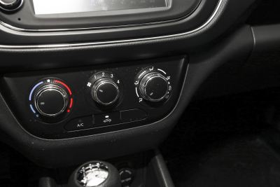 2023款 1.5L 尊享版双蒸空调客车JL473QG 7座-内饰-图片-有驾