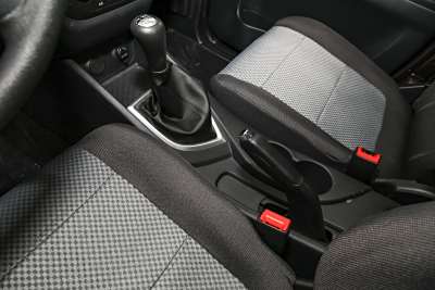 2023款 1.5L 尊享版双蒸空调客车JL473QG 7座-内饰-图片-有驾