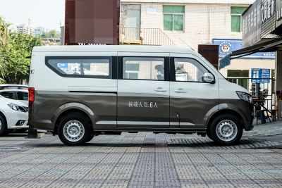 2023款 1.6L CNG 手动基本型 6座-外观-图片-有驾