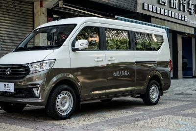 2023款 1.6L CNG 手动基本型 6座-外观-图片-有驾