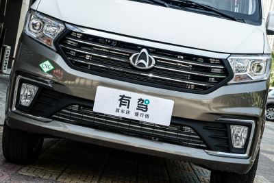 2023款 1.6L CNG 手动基本型 6座-外观-图片-有驾