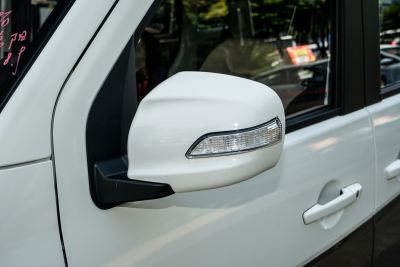 2023款 1.6L CNG 手动基本型 6座-外观-图片-有驾