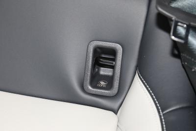 2024款 2.3T EcoBoost 敞篷运动版-空间-图片-有驾