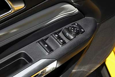 2024款 2.3T EcoBoost 敞篷运动版-空间-图片-有驾