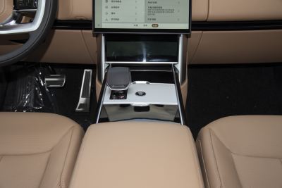 2025款 3.0 L6 360PS 盛世版-内饰-图片-有驾
