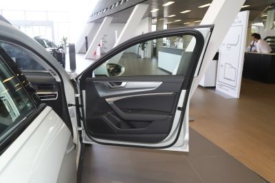 2022款 allroad quattro 55 TFSI 冰雪运动版-内饰-图片-有驾