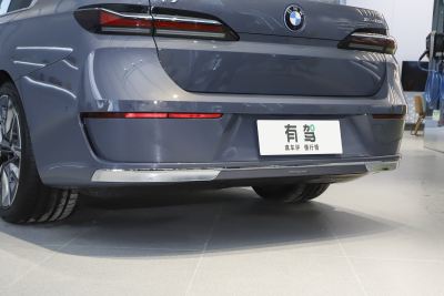 2023款 xDrive60L 豪华套装-外观-图片-有驾