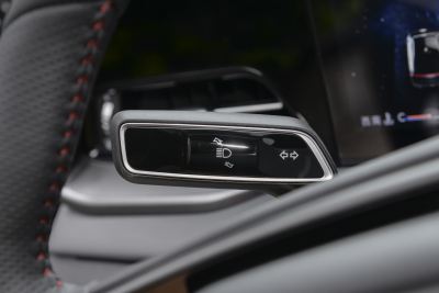 2025款 2.0T 骑士特别版-内饰-图片-有驾