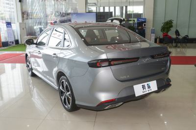 2024款 1.5T CVT尊贵版-外观-图片-有驾