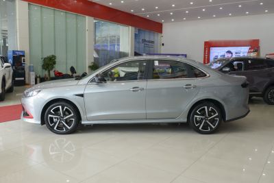 2024款 1.5T CVT尊贵版-外观-图片-有驾