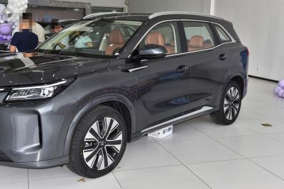 2026款 165km 长续航先享版Ultra 7座-外观-图片-有驾