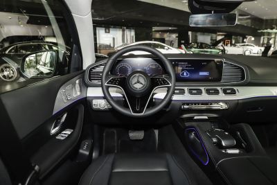 2025款 GLE 350 4MATIC 轿跑SUV 豪华型-内饰-图片-有驾