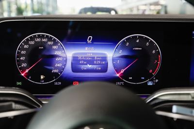 2025款 GLE 350 4MATIC 轿跑SUV 豪华型-内饰-图片-有驾