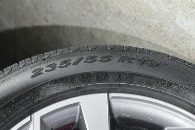 2025款 quattro 45周年典藏版 40 TFSI 豪华动感型-外观-图片-有驾