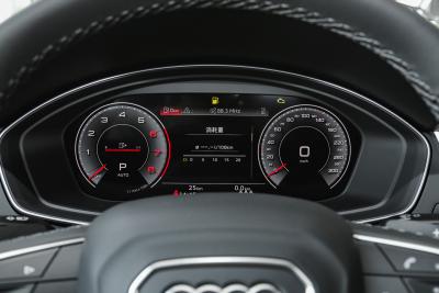 2025款 quattro 45周年典藏版 40 TFSI 豪华动感型-内饰-图片-有驾 2025款 quattro 45周年典藏版 40 TFSI 豪华动感型-内饰-图片-有驾