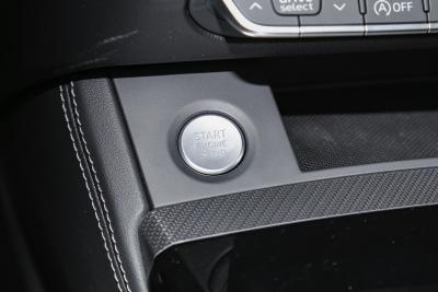 2025款 quattro 45周年典藏版 40 TFSI 豪华动感型-内饰-图片-有驾 2025款 quattro 45周年典藏版 40 TFSI 豪华动感型-内饰-图片-有驾