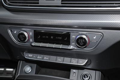 2025款 quattro 45周年典藏版 40 TFSI 豪华动感型-内饰-图片-有驾 2025款 quattro 45周年典藏版 40 TFSI 豪华动感型-内饰-图片-有驾