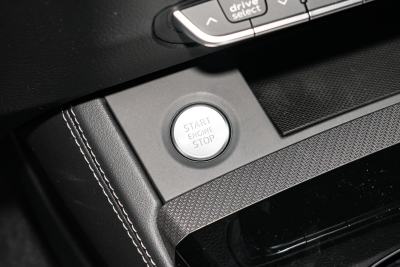 2025款 quattro 45周年典藏版 40 TFSI 豪华动感型-内饰-图片-有驾