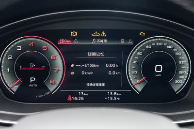 2025款 quattro 45周年典藏版 40 TFSI 豪华动感型-内饰-图片-有驾