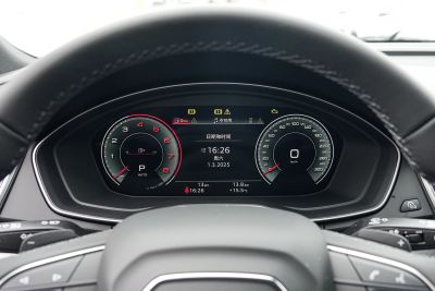 2025款 quattro 45周年典藏版 40 TFSI 豪华动感型-内饰-图片-有驾