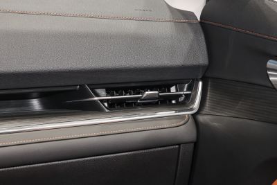 2025款 EcoBoost 170 尊领型-内饰-图片-有驾
