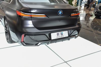 2023款 xDrive60L M运动套装-外观-图片-有驾