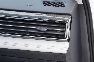 2025款 330TSI 自动两驱R-Line龙耀版-内饰-图片-有驾