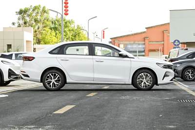 2026款 第4代 400万纪念款 1.5L 手动超越型-外观-图片-有驾